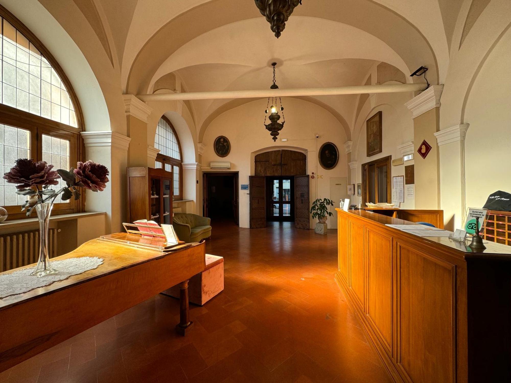 Hotel Monastero SS. Annunziata Todi Esterno foto Reception