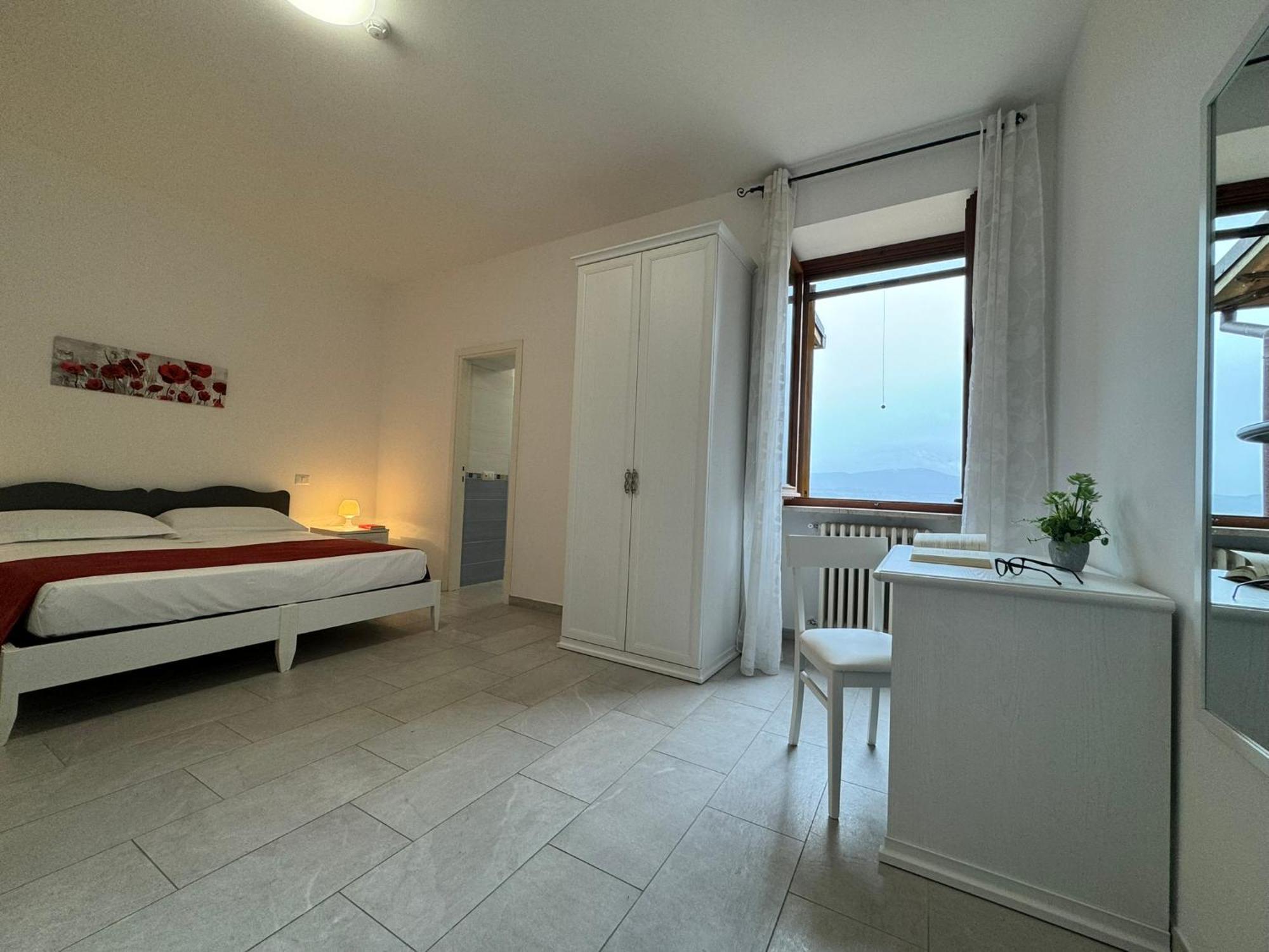Hotel Monastero SS. Annunziata Todi Esterno foto A room at the hotel