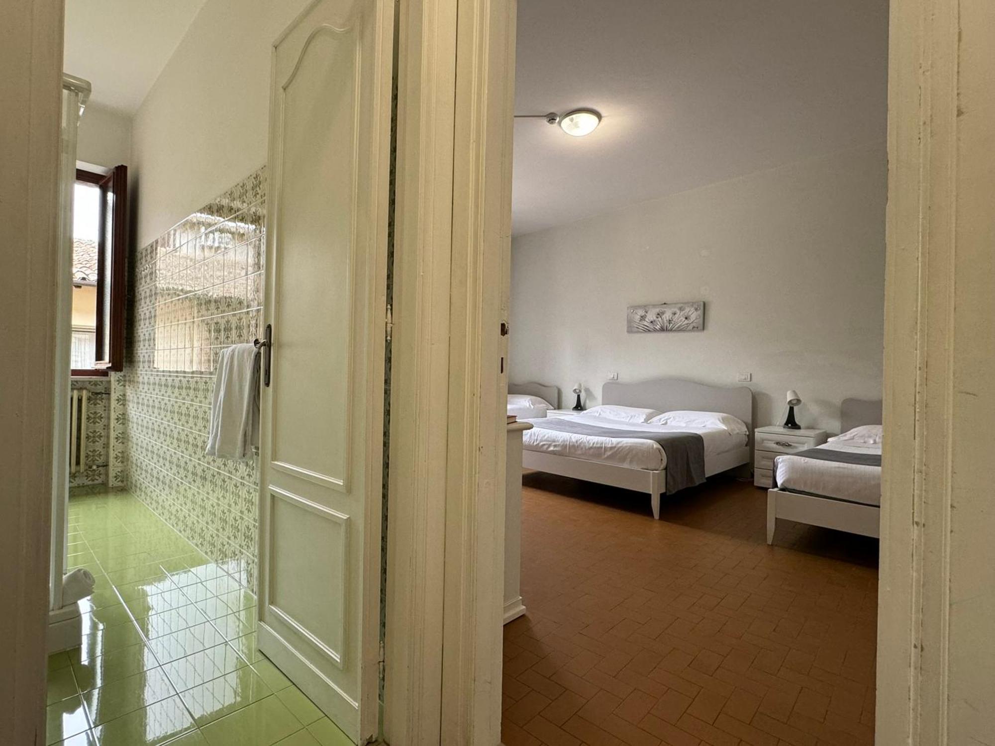 Hotel Monastero SS. Annunziata Todi Esterno foto A room at the hotel