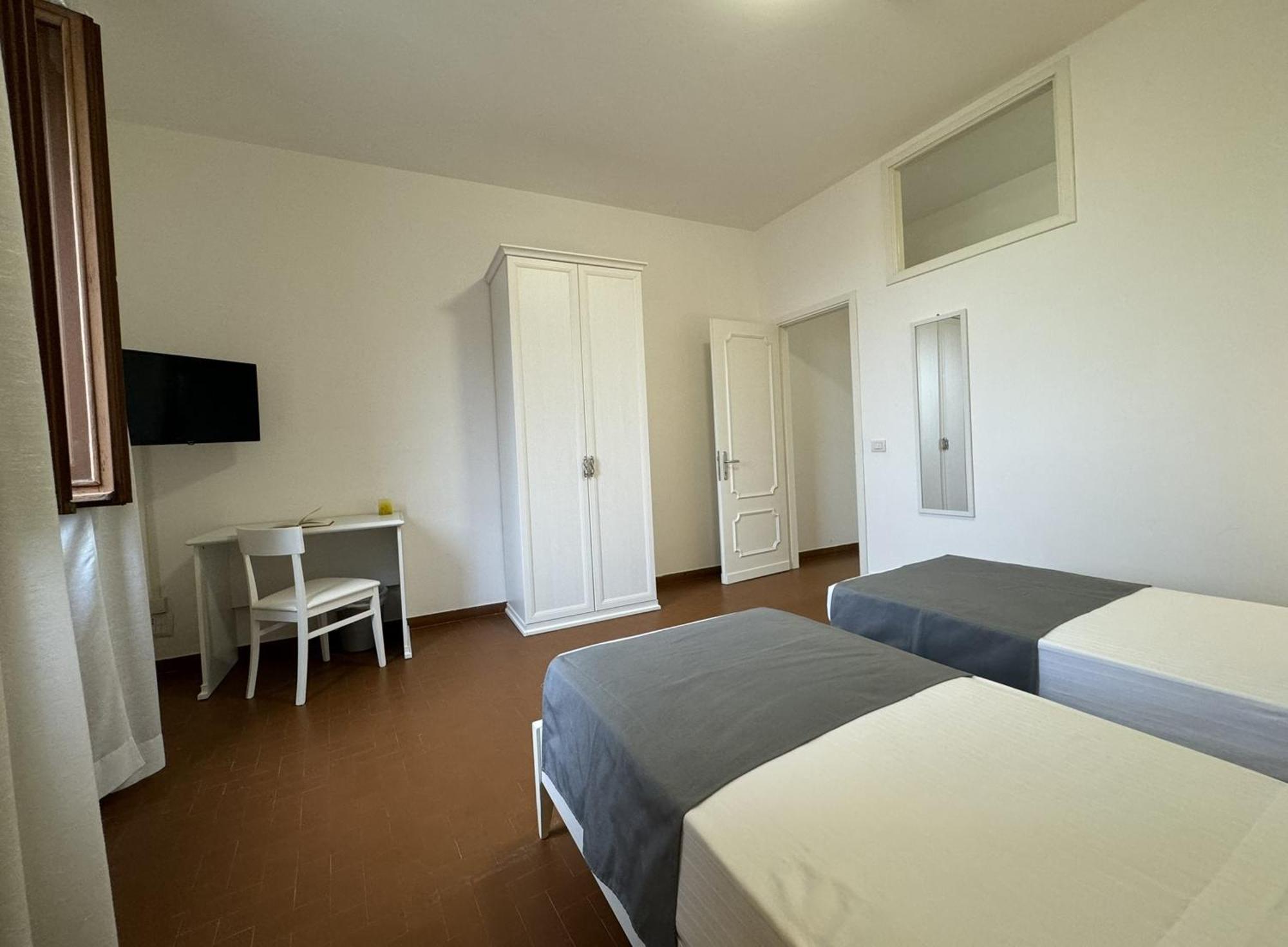 Hotel Monastero SS. Annunziata Todi Esterno foto A room at the hostel