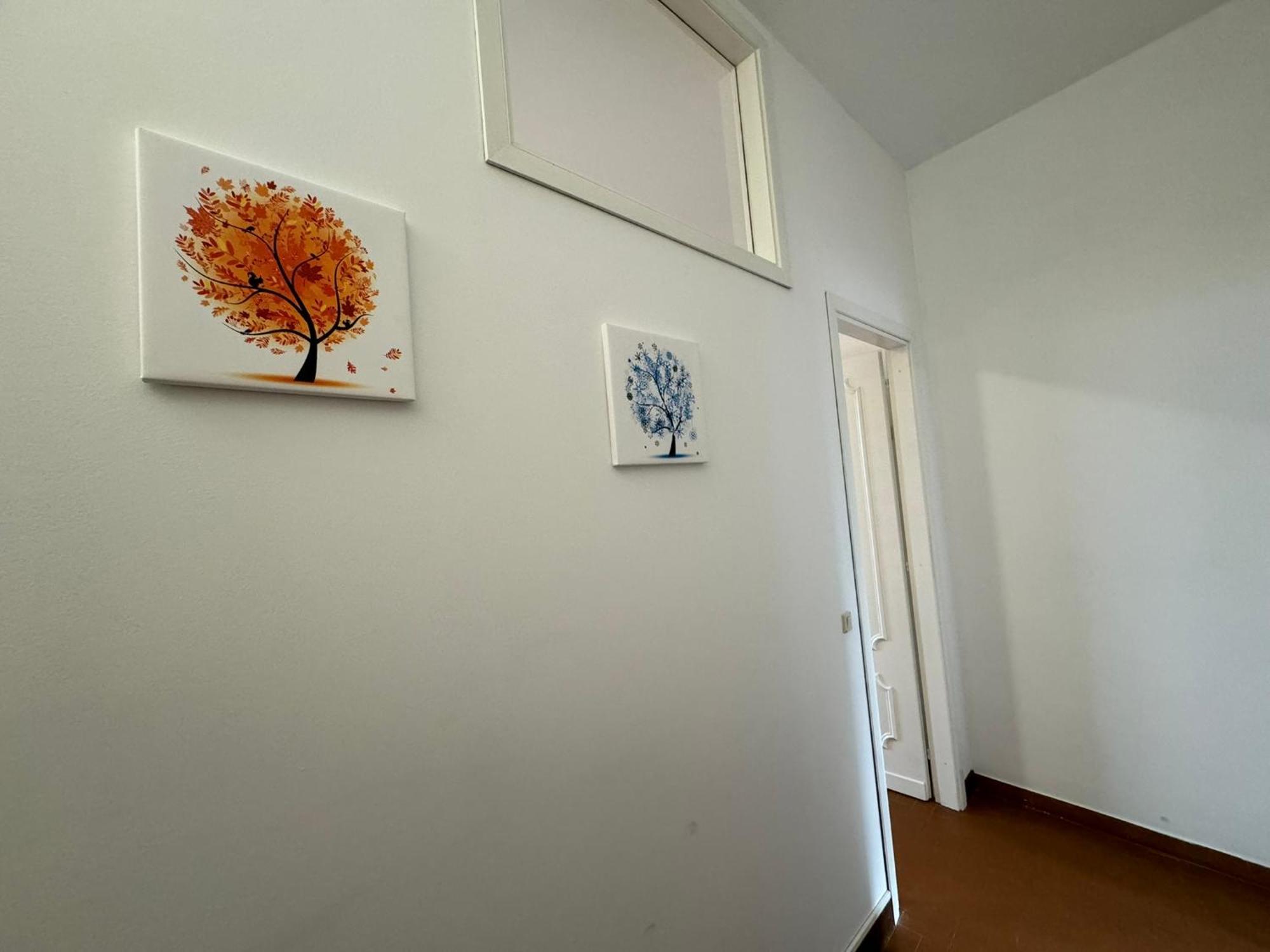 Hotel Monastero SS. Annunziata Todi Esterno foto A wall painted with a white emulsion paint
